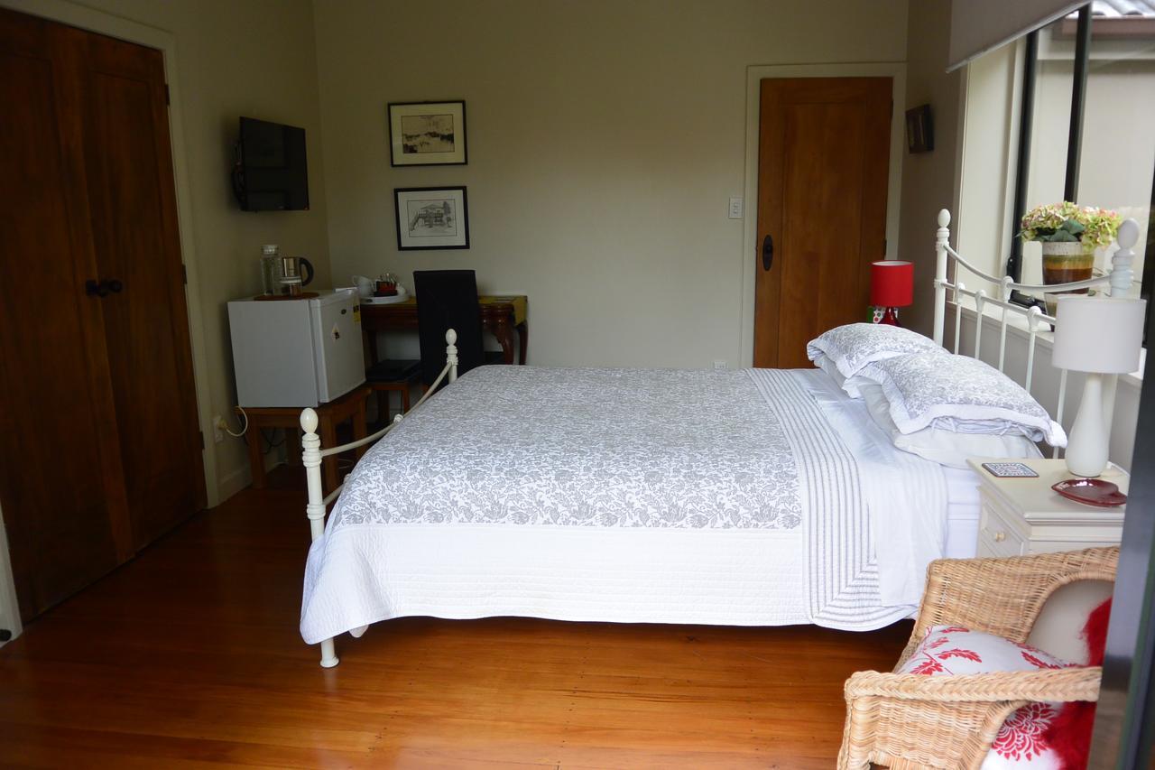 Terry And Cindy'S Bed And Breakfast Auckland Buitenkant foto